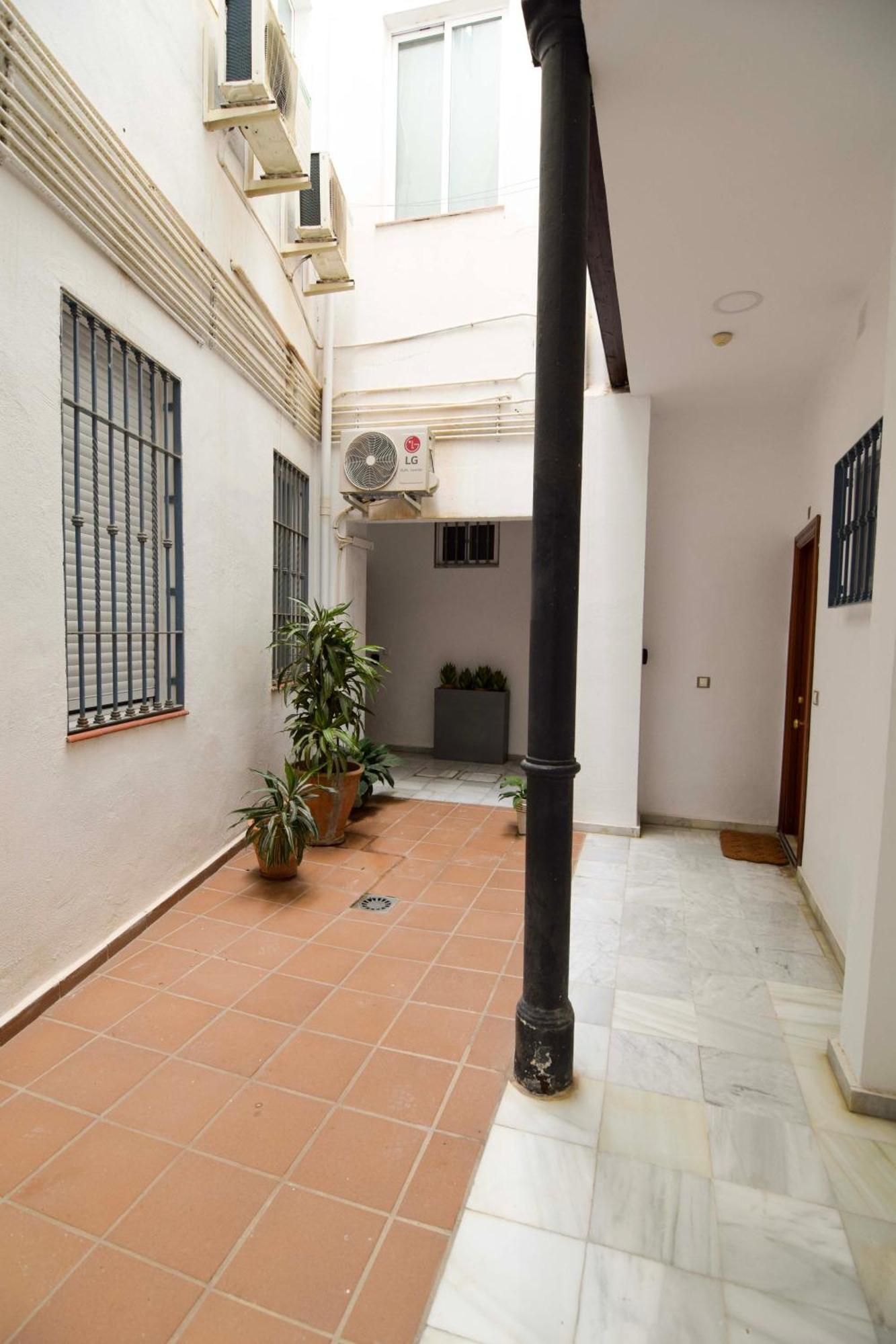 Letplanet Peaceful Thyssen Apartment Malaga Exterior photo